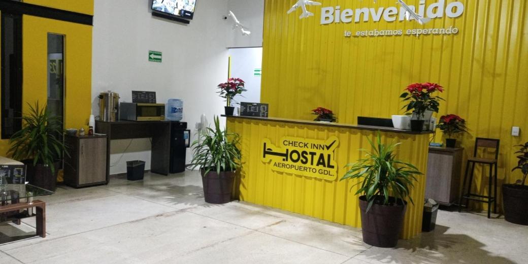 Check Inn Hostal Aeropuerto Gdl Las Pintas Exterior foto