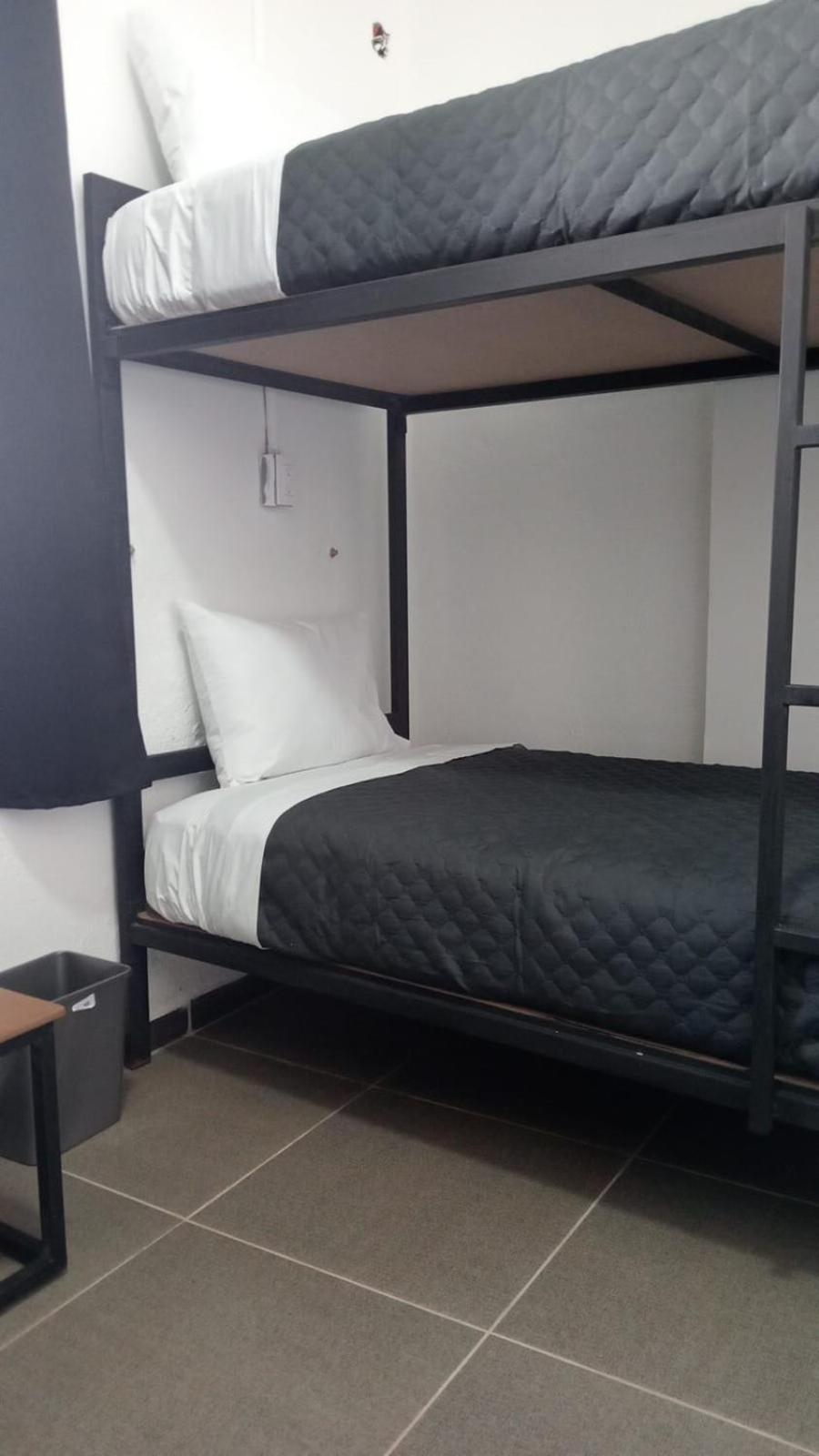 Check Inn Hostal Aeropuerto Gdl Las Pintas Exterior foto